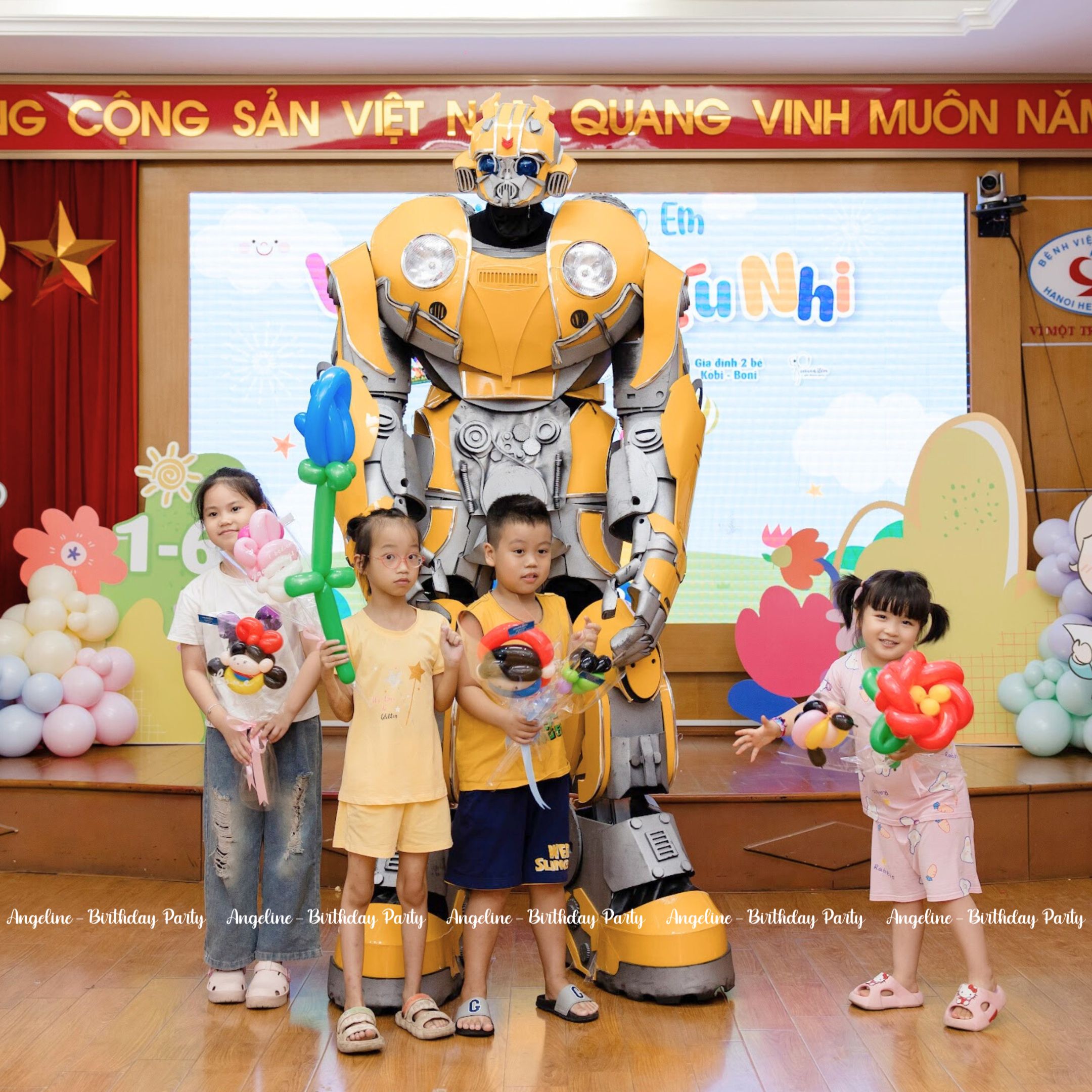 Robot khổng lồ