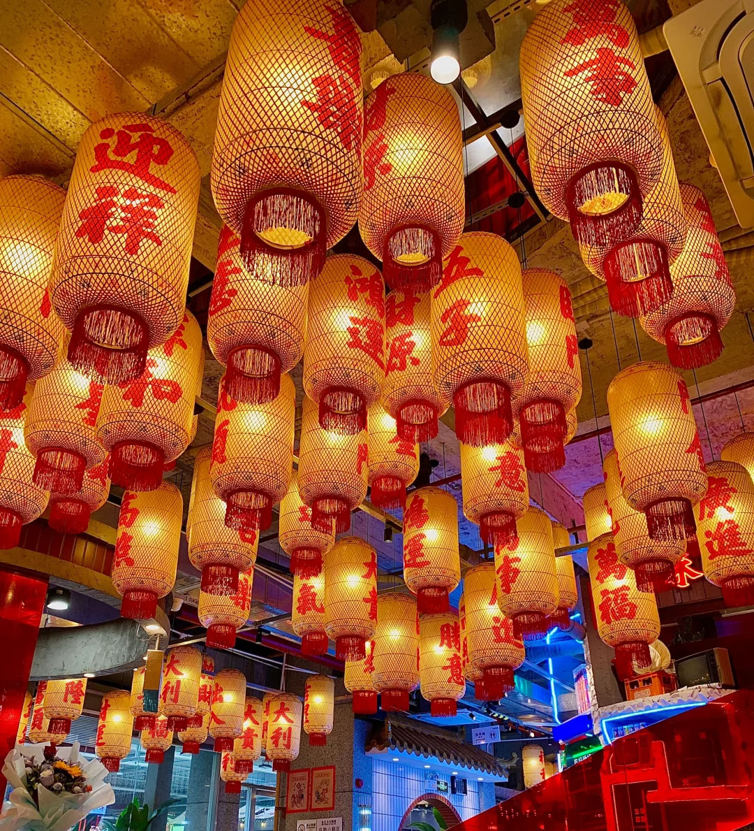 trang trí Tết 2025 nhà hàng