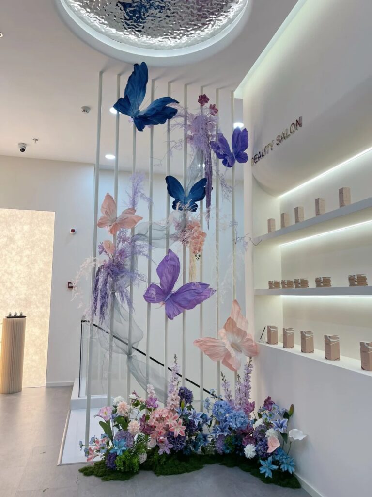 Trang trí ngày phụ nữ cho salon