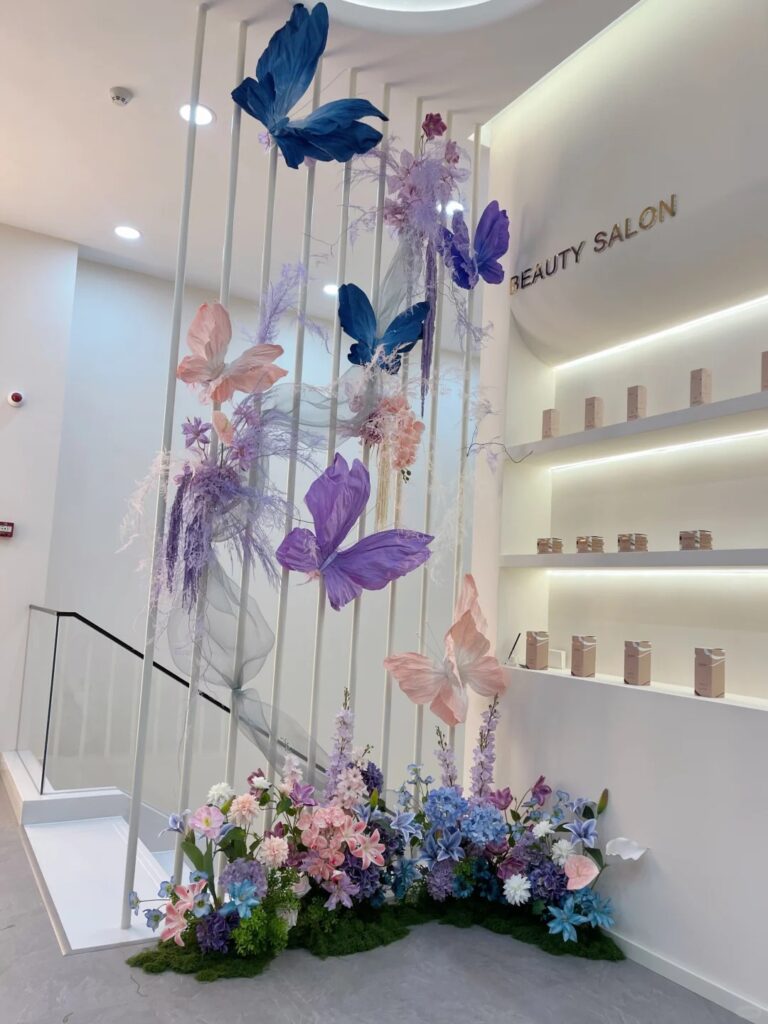Trang trí ngày phụ nữ cho salon