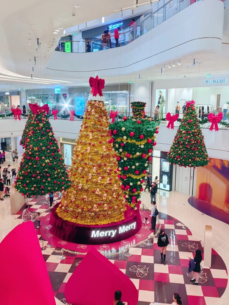 Trang trí noel cho trung tâm thương mại