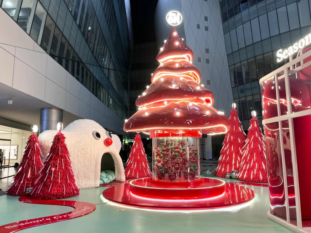 Trang trí noel cho trung tâm thương mại