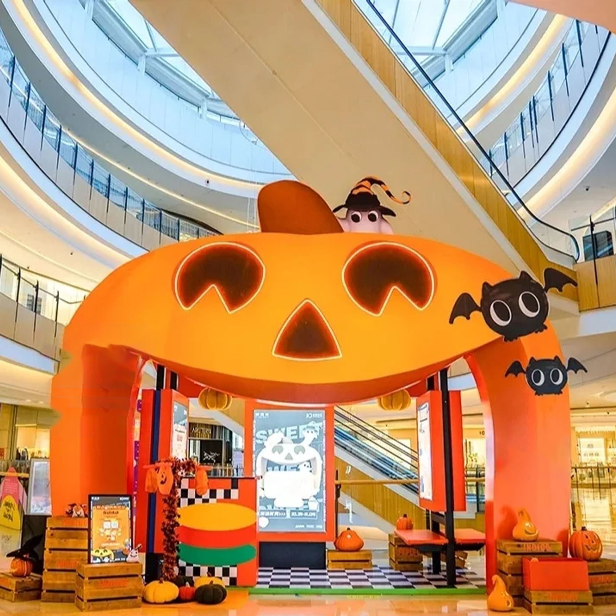 Dịch Vụ Trang Trí Halloween Cho Trung Tâm Thương Mại Dịch Vụ Trang Trí Halloween Cho Trung Tâm Thương Mại