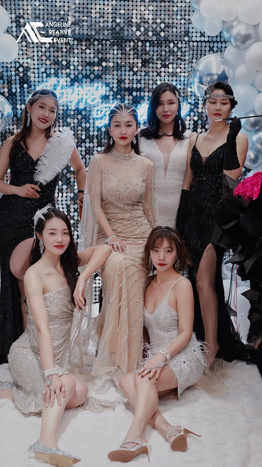 Trang trí Year End Party chủ đề hoá trang