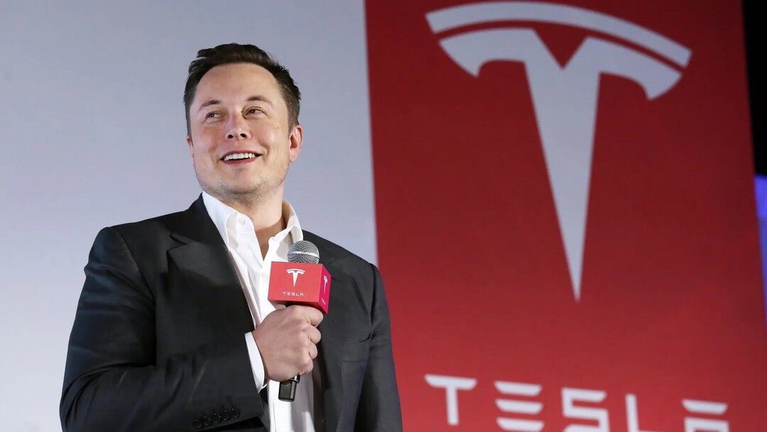 Tỷ phú Elon Musk tại sự kiện ra mắt sản phẩm Tesla