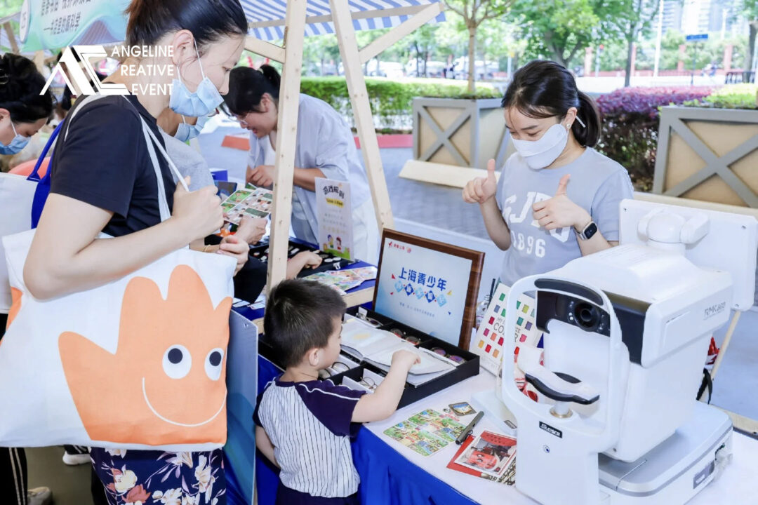 Thiết kế gian hàng STEM ấn tượng