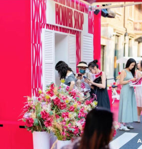 Gian hàng triển lãm Dior