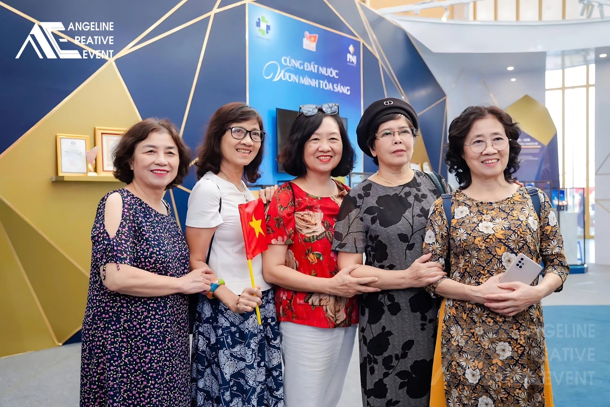 Gian hàng triển lãm PNJ