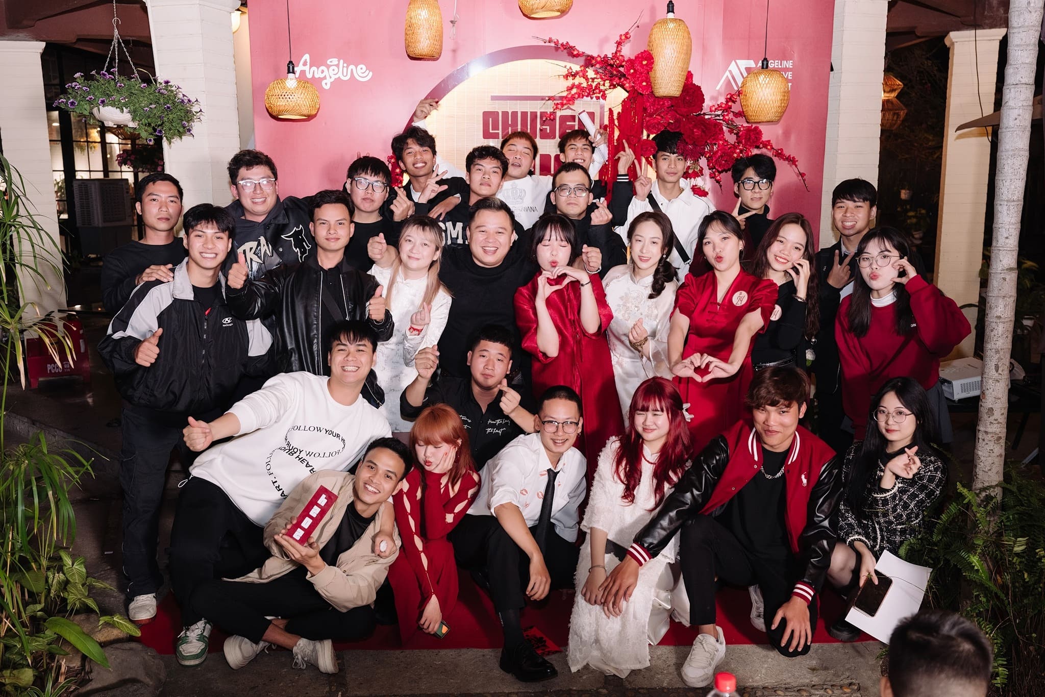 year end party chuyện nhà mình