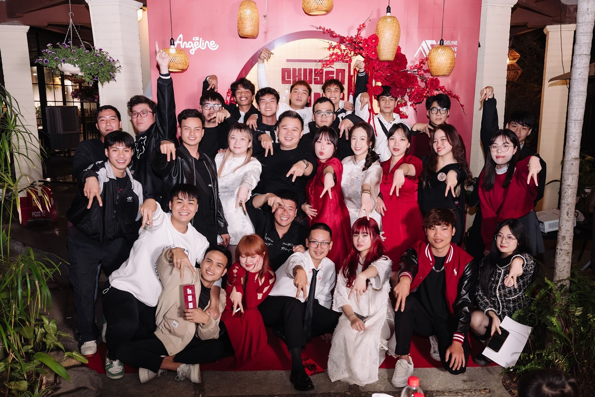 year end party chuyện nhà mình