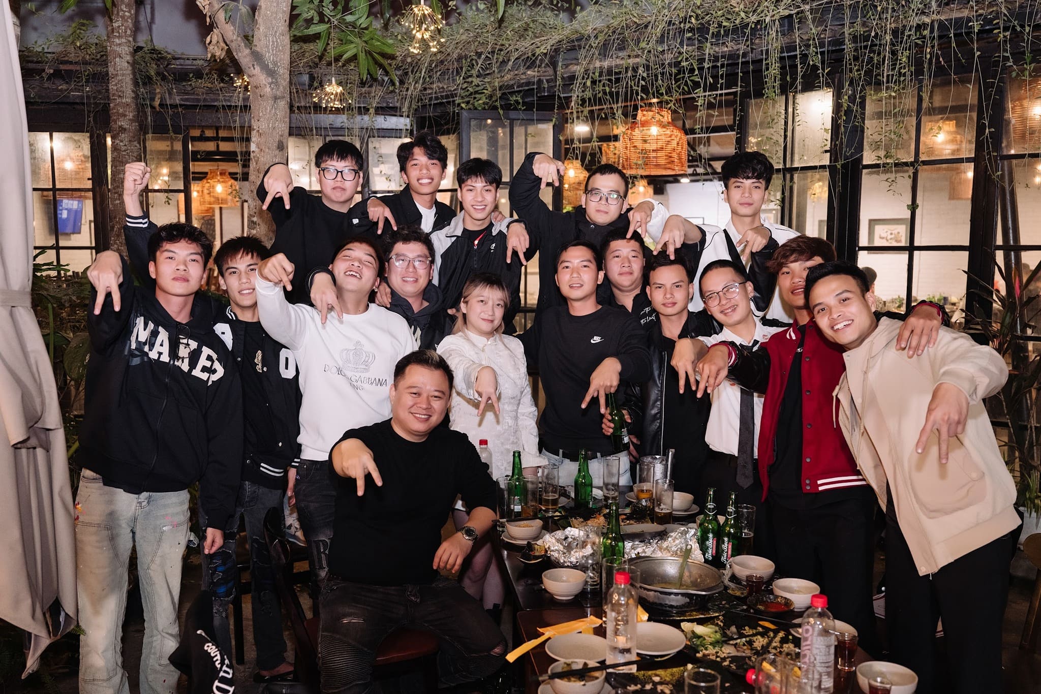 year end party chuyện nhà mình