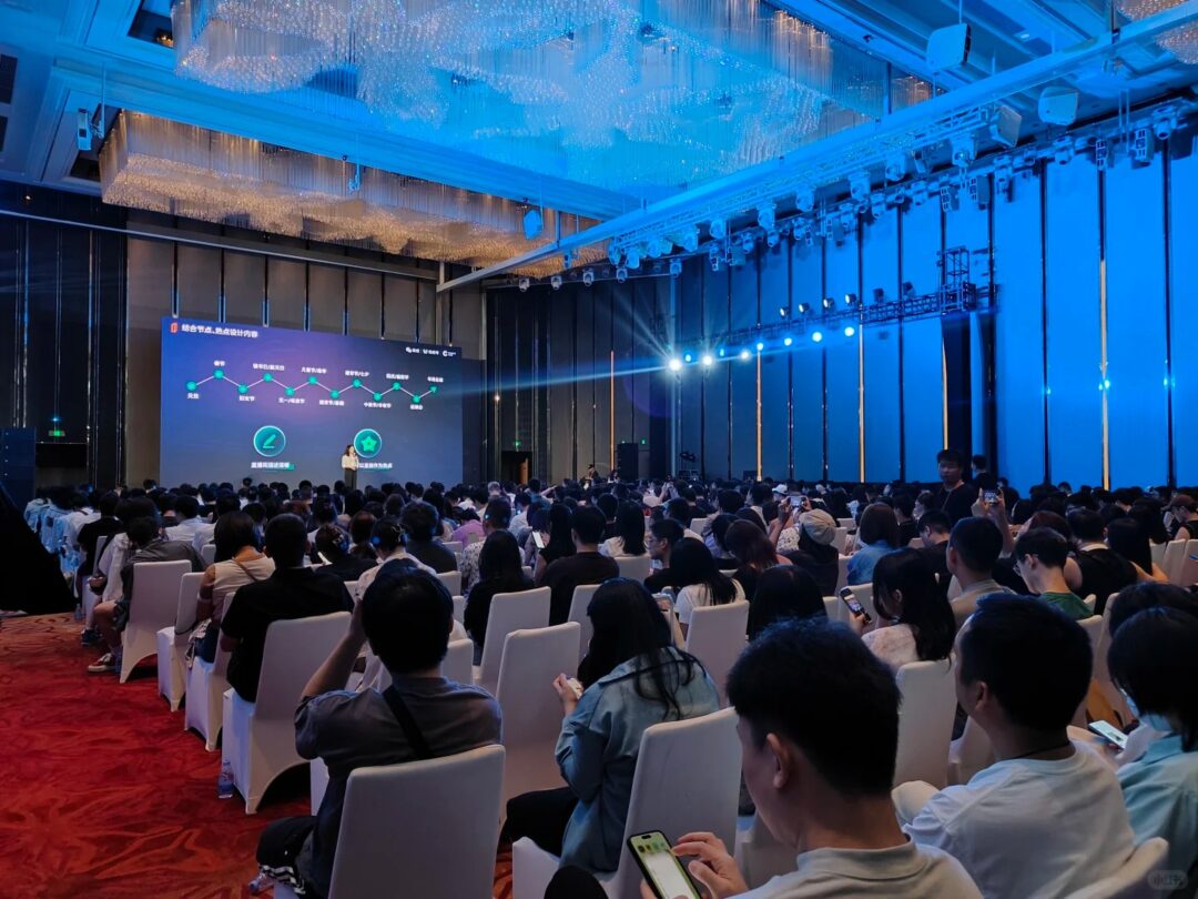 Tổ chức hội nghị khách hàng chuyên nghiệp tại Hà Nội
