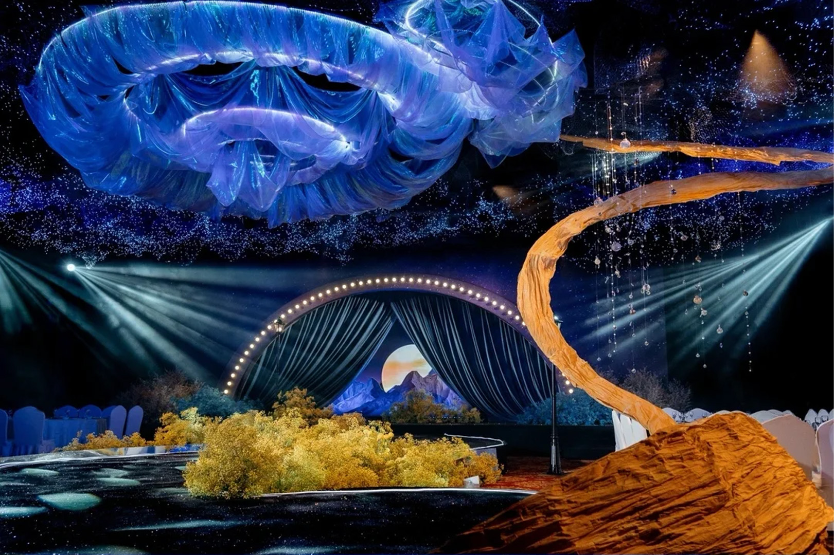 Concept Gala Dinner Future Beyond truyền tải định hướng tương lai của doanh nghiệp