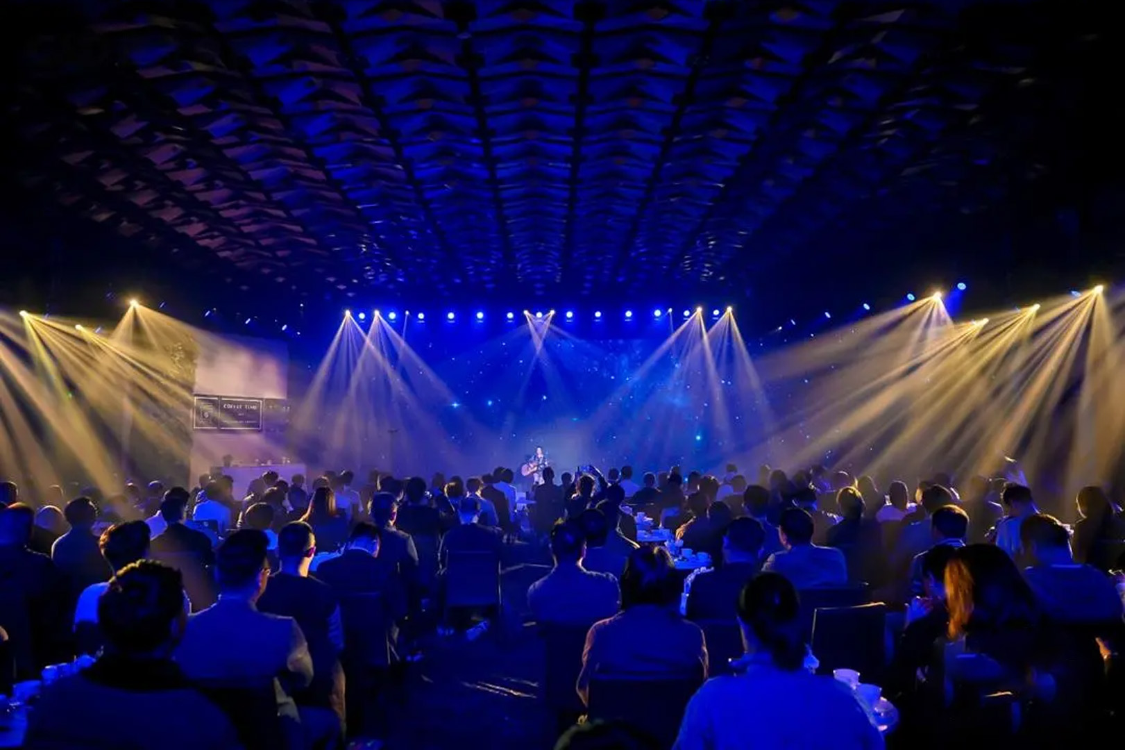 Concept Gala Dinner Together dành cho hoạt động gắn kết đội ngũ doanh nghiệp